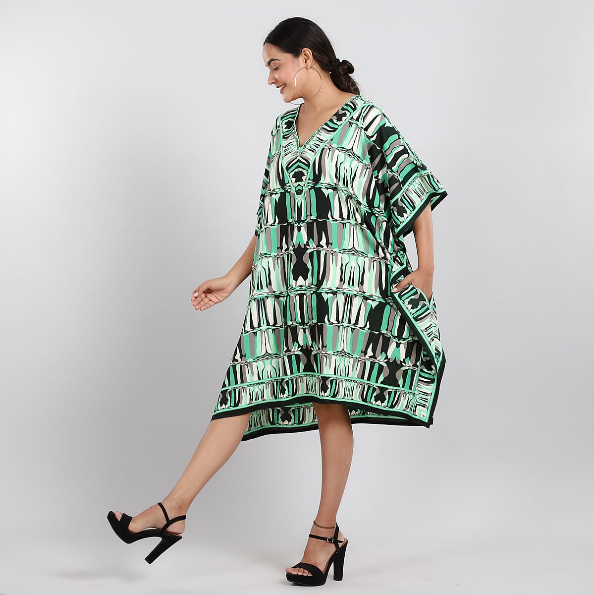 JOVIE Green Abstract Screen Printed Mid Short Kaftan with Pockets - One Size Fits Most image number 3