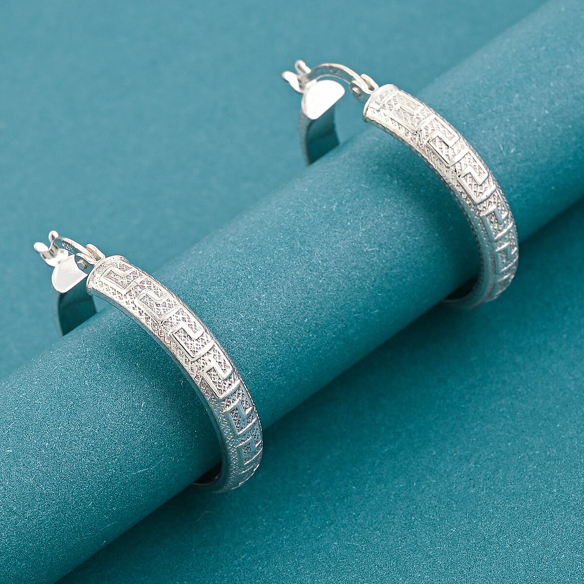 Sterling Silver Hoop Earrings 4.20 Grams image number 1
