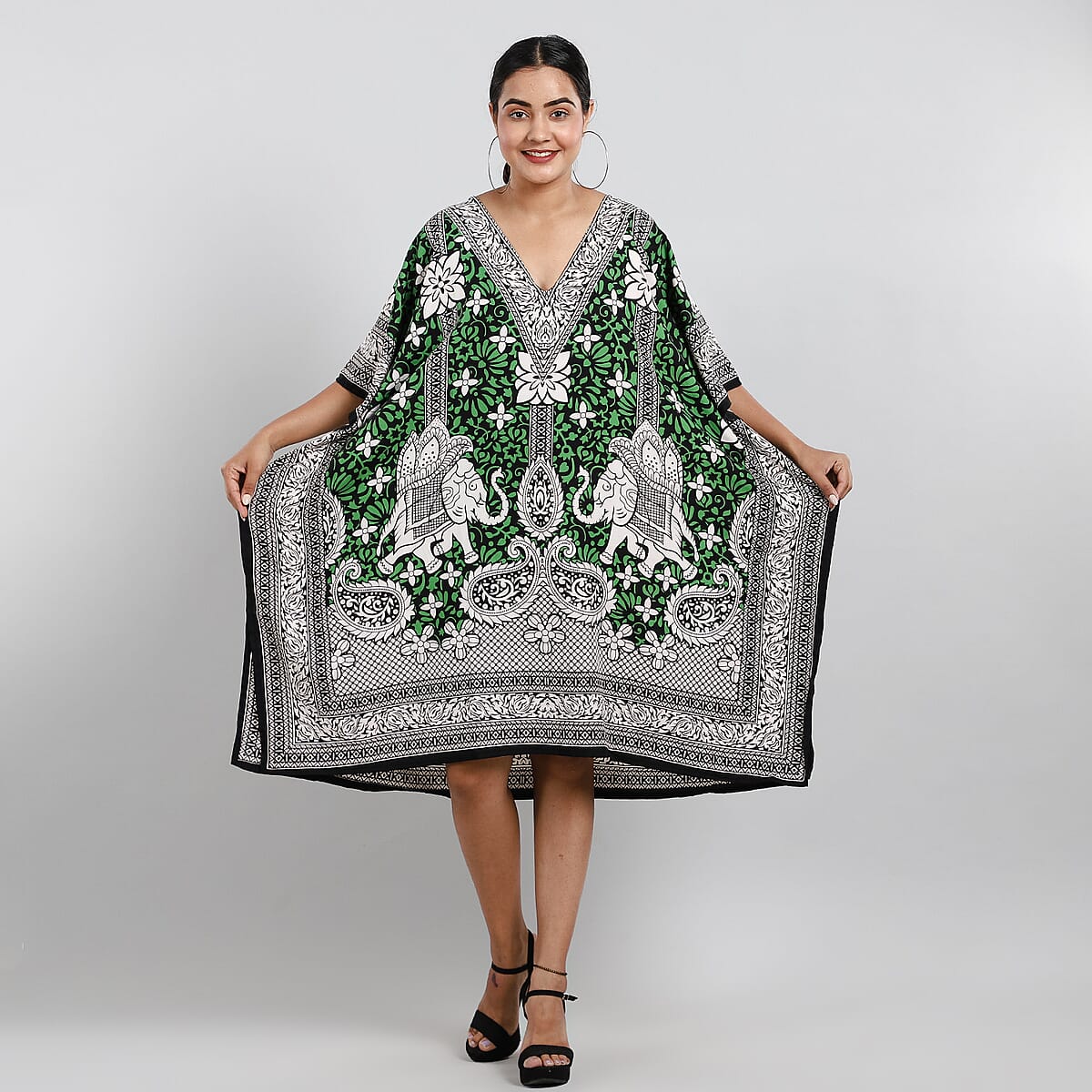JOVIE Green Paisley Elephant Screen Printed Short Kaftan with Pockets - One Size Fits Most image number 1