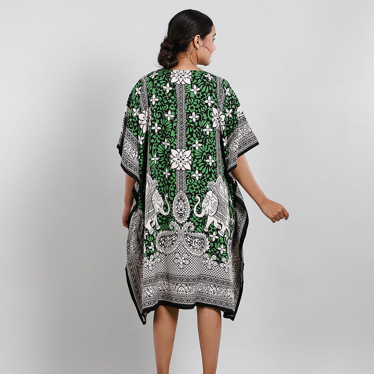 JOVIE Green Paisley Elephant Screen Printed Short Kaftan with Pockets - One Size Fits Most image number 2