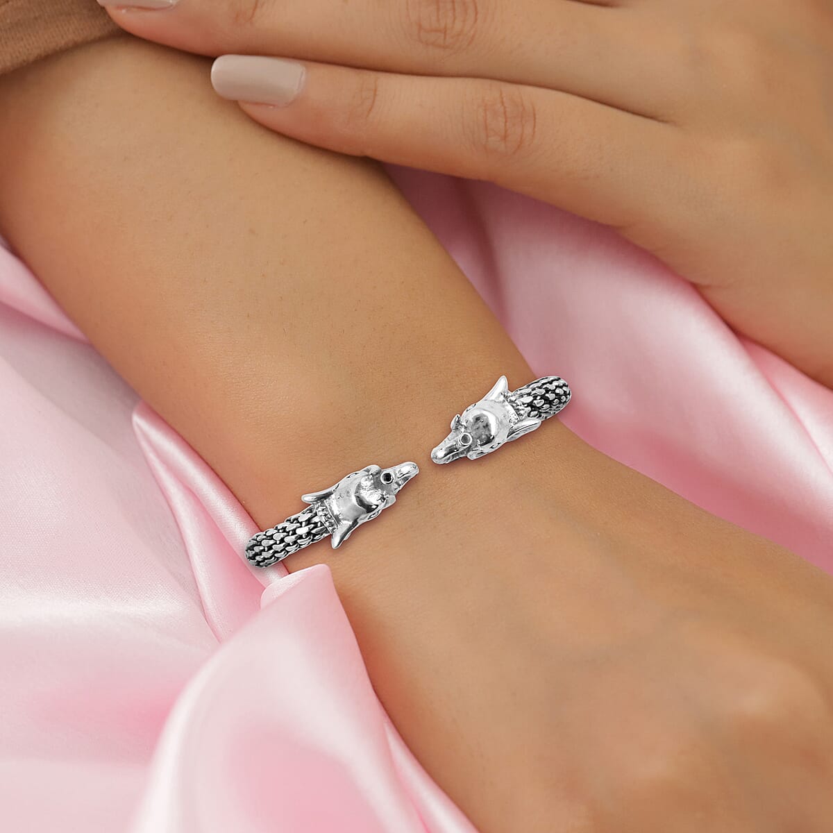 BALI LEGACY Sterling Silver Elephant Tulang Naga Cuff Bracelet (7.25 In) (54 g) image number 2