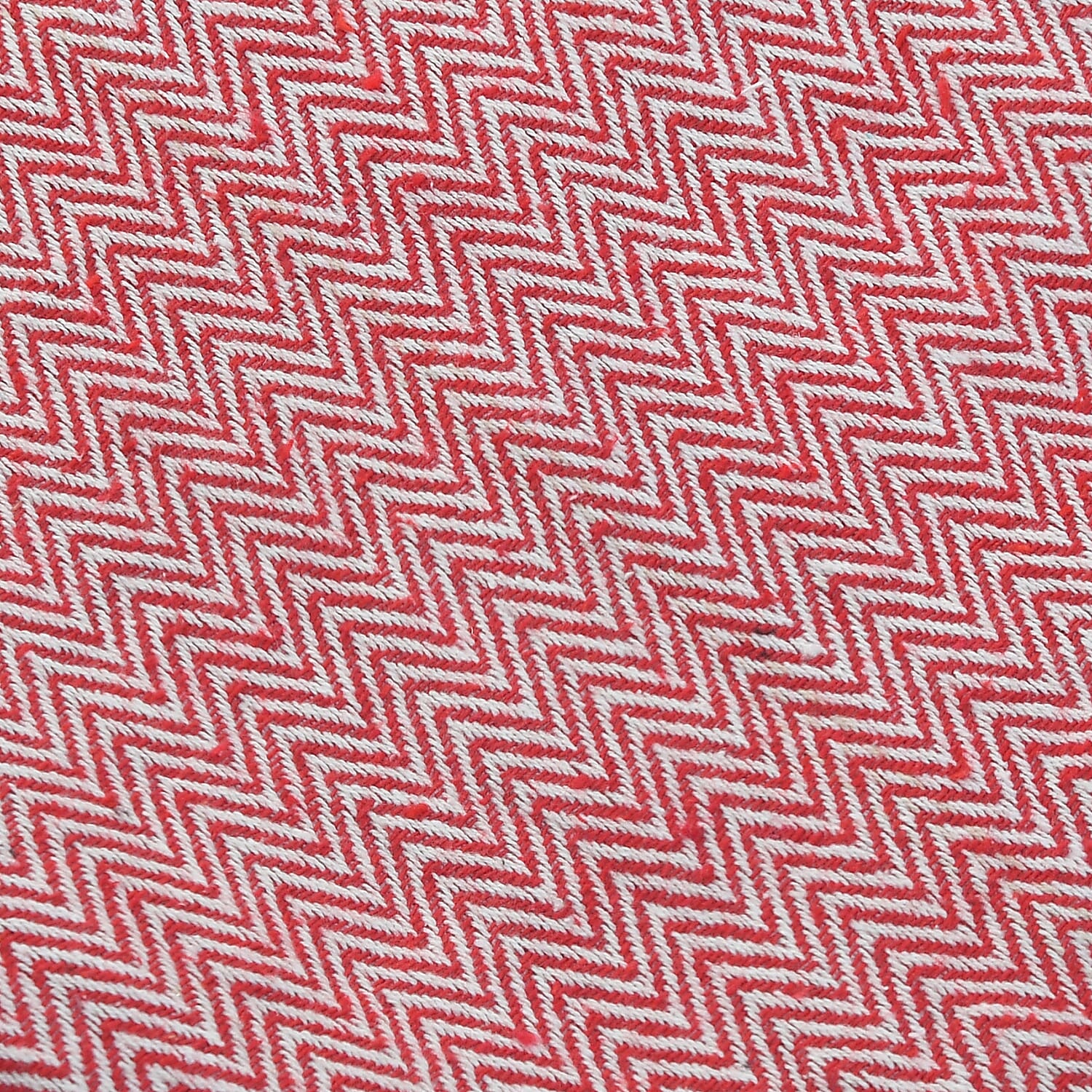 Red - Product card gallery slide 4 (9450108846335)
