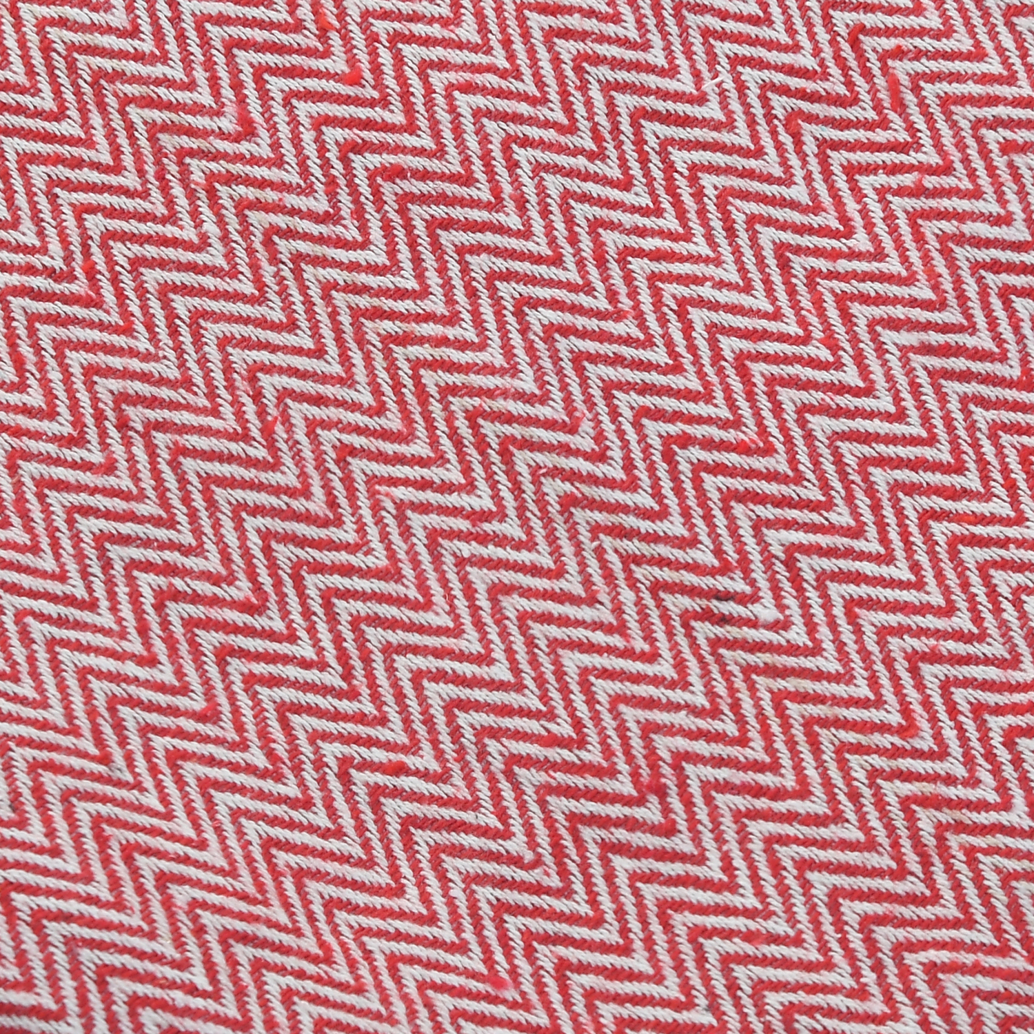 Red - Product card gallery slide 4 (9450108846335)