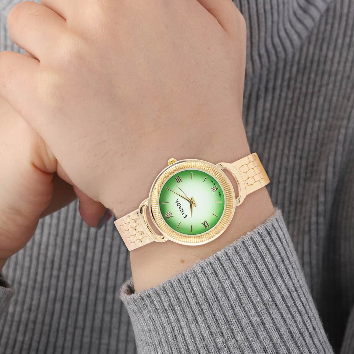 STRADA Japanese Movement Bangle Watch with Green Dial in Goldtone (6.5-7.0In) image number 2