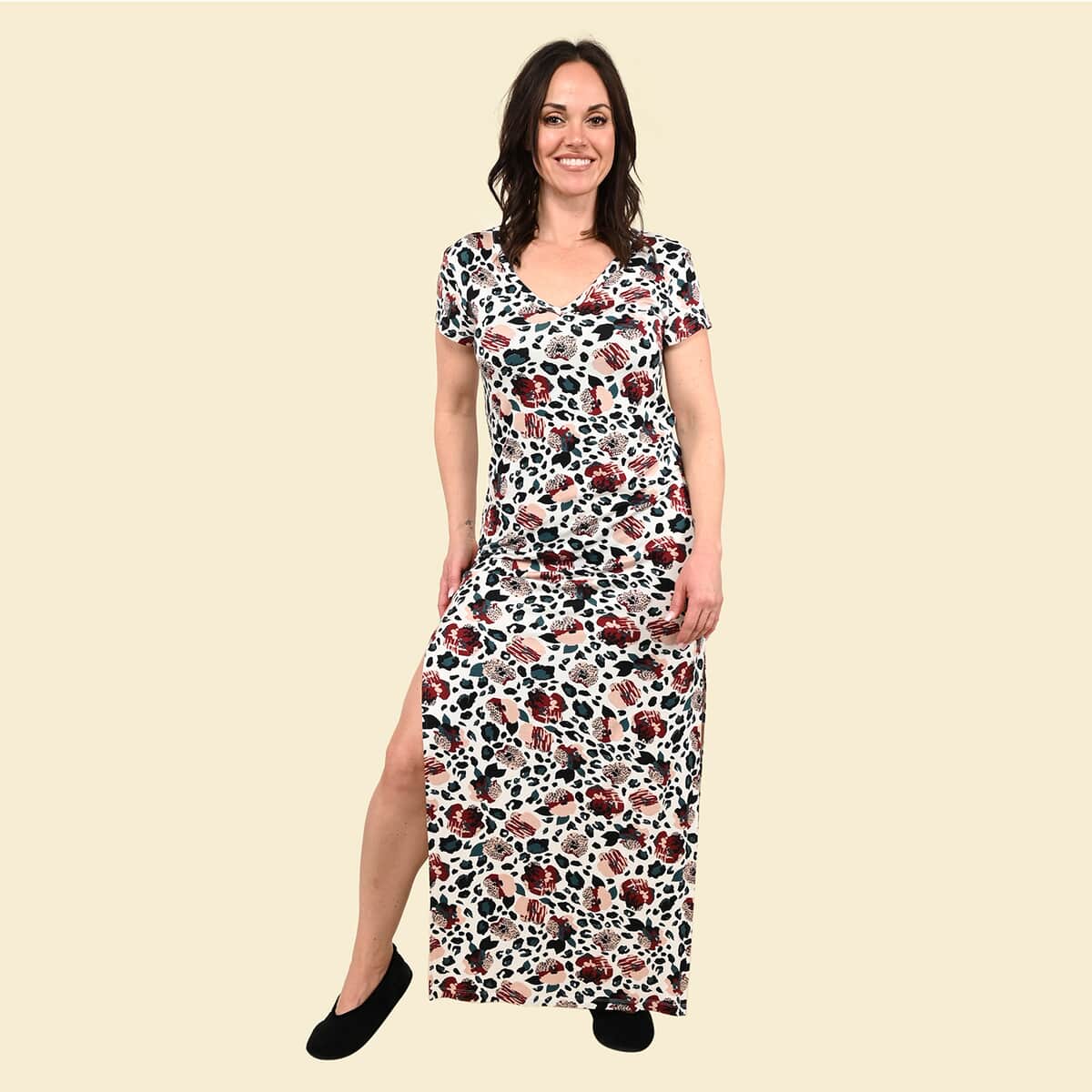 Tamsy Floral Maxi Lounge Dress with Side Vents - M image number 0