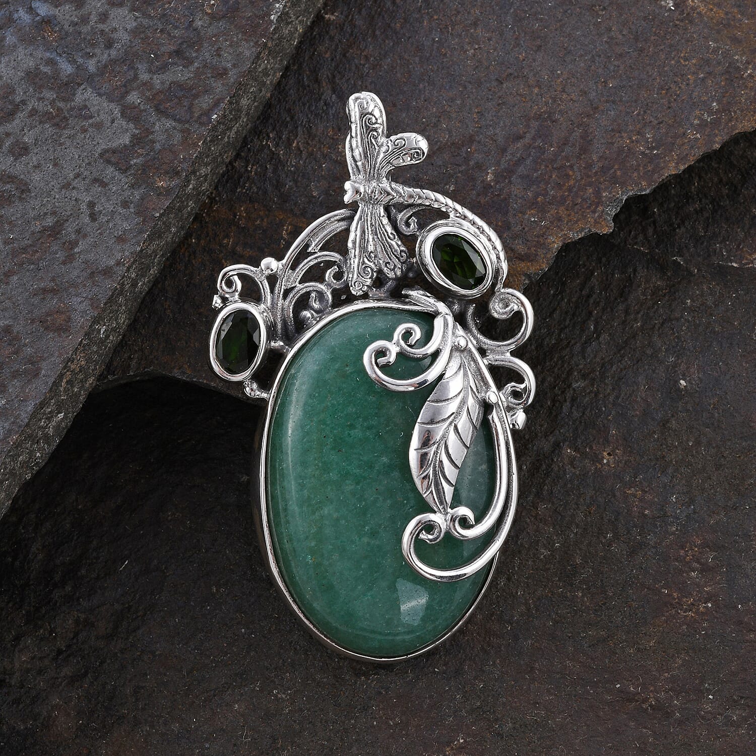 Bali Legacy Green Aventurine and Natural Chrome Diopside Pendant in Sterling Silver 11 Grams 39.00 ctw