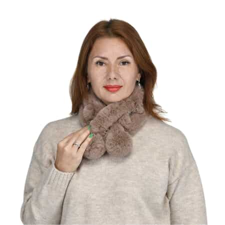 PASSAGE Brown Faux Fur Polyester Scarf (25.5"x4") image number 0