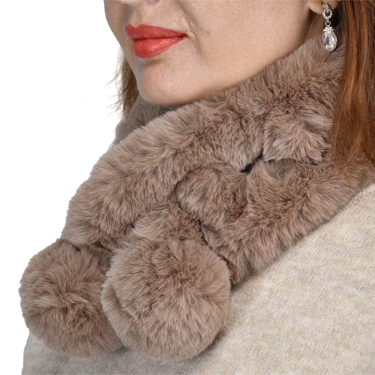 Passage Brown Faux Fur Polyester Scarf image number 2