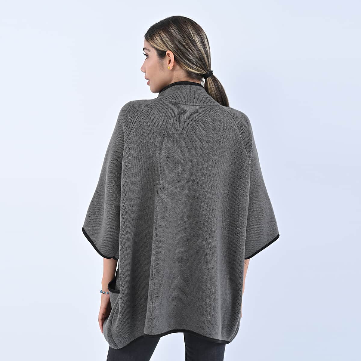 Passage Gray Knit Oversized Coat For Women with Stand Collar and Buckle - S/M image number 1