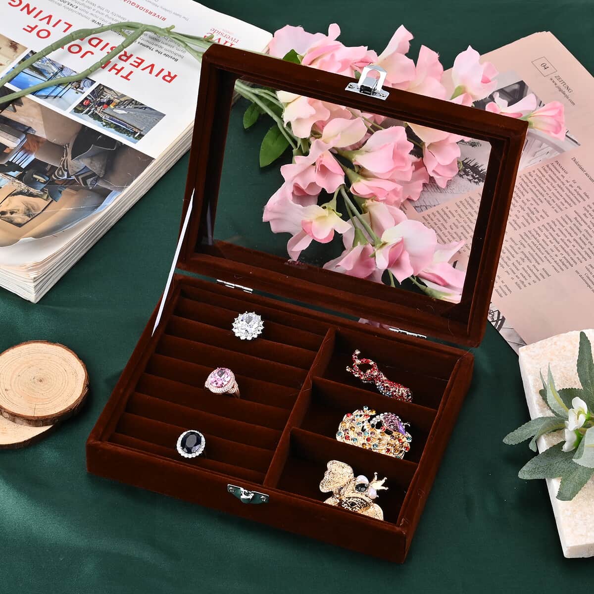 Brown Velvet Jewelry Box with Anti Tarnish Lining & Lock (Rings Hold Up to 28, Brooch, Pendant, Earrings) image number 1