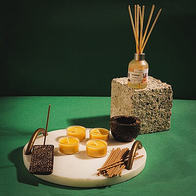Lavender- FRAGRANCE GIFT SET BOX - Reed Diffuser, 4 Tea Lights & Incense Holder with 20 Sticks