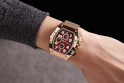 GAMAGES OF LONDON Limited Edition Hand Assembled Dimensional Automatic Movement Mesh Strap Watch (45mm) with FREE GIFT PEN