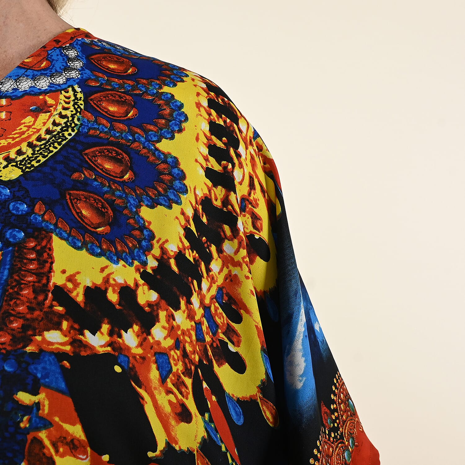 V-Neck Knee-Length Kaftan