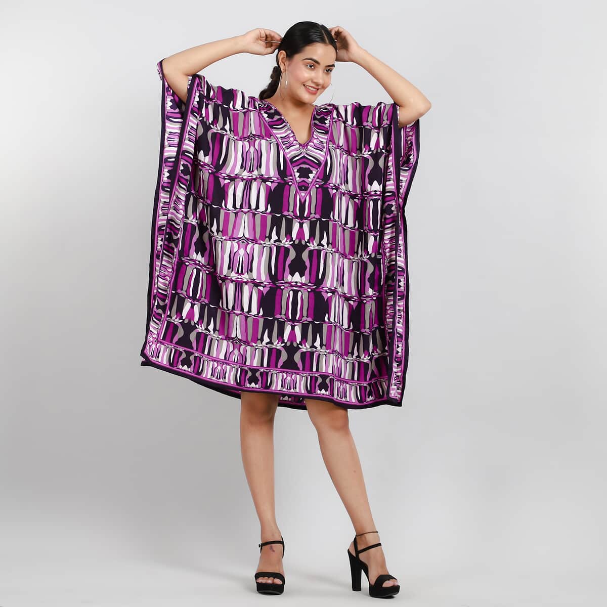 Abstract Print Knee-Length Kaftan image number 4