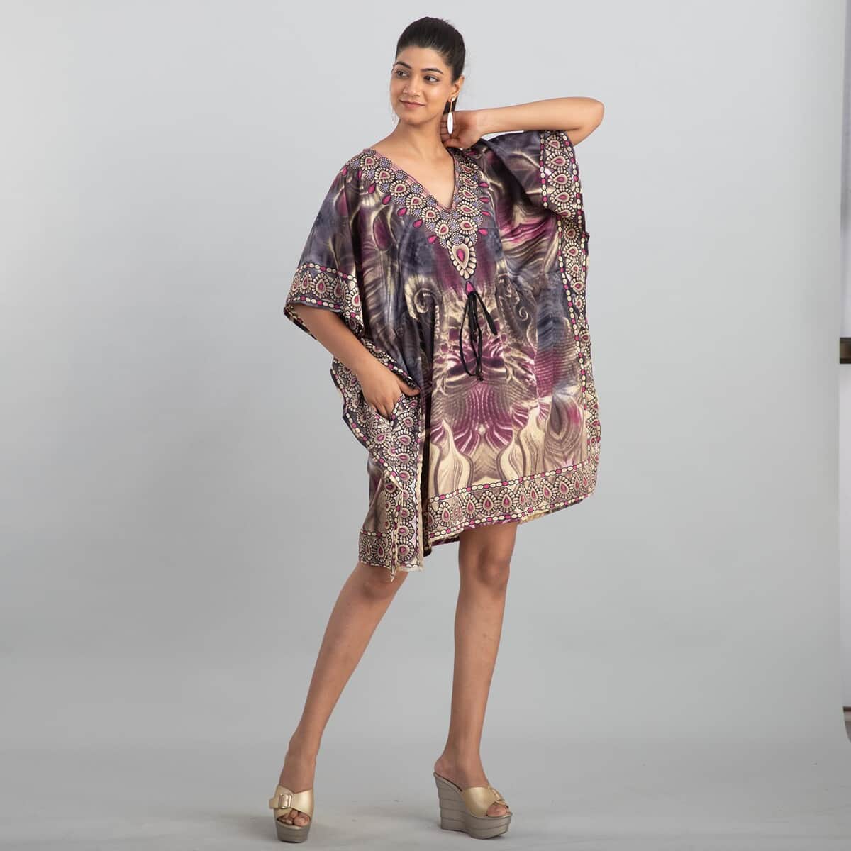 Tamsy Multi Color Fantasy Print V-neck Kaftan with Pockets - One Size Fits Most image number 3