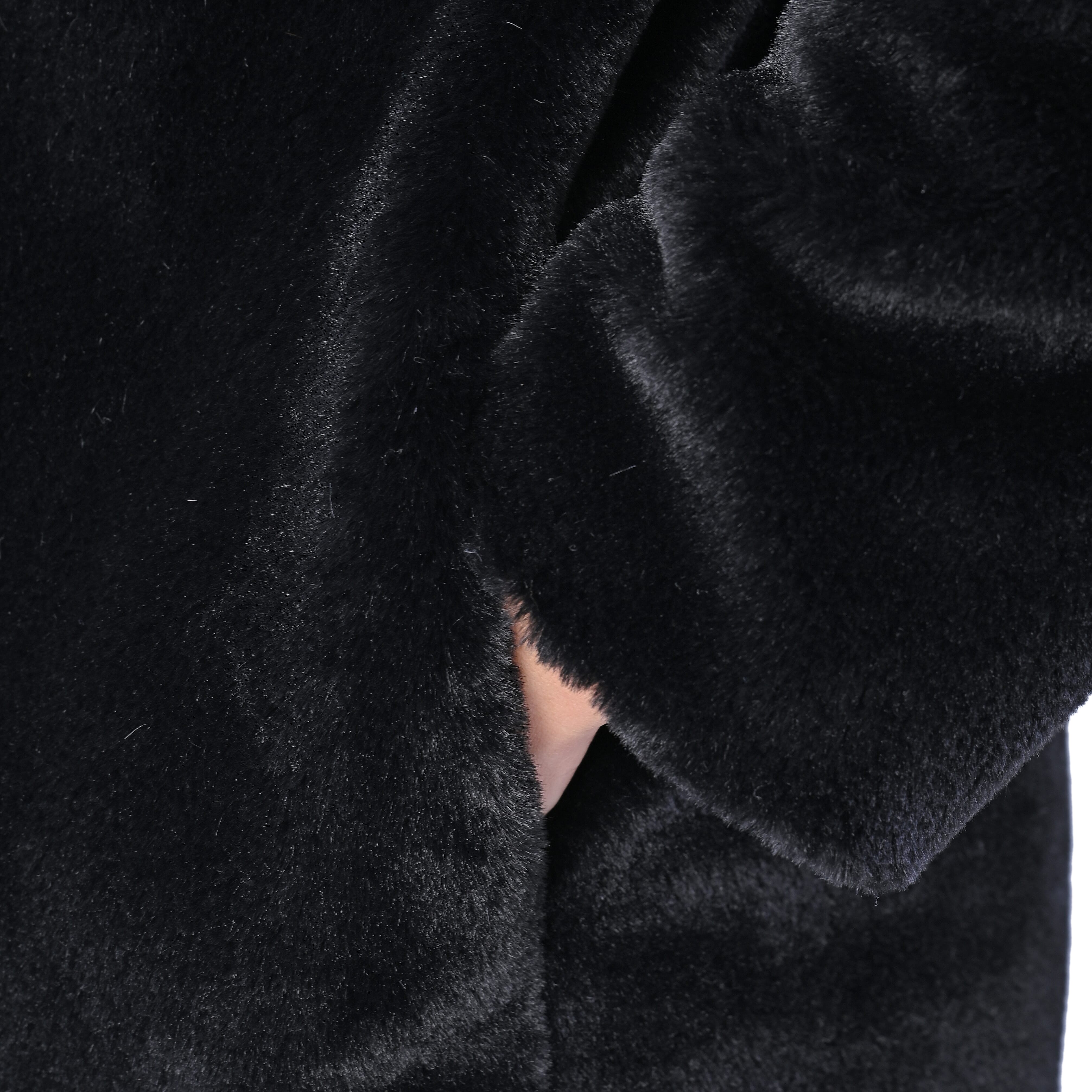 Passage Solid Black Faux Fur Oversized Coat For women - L