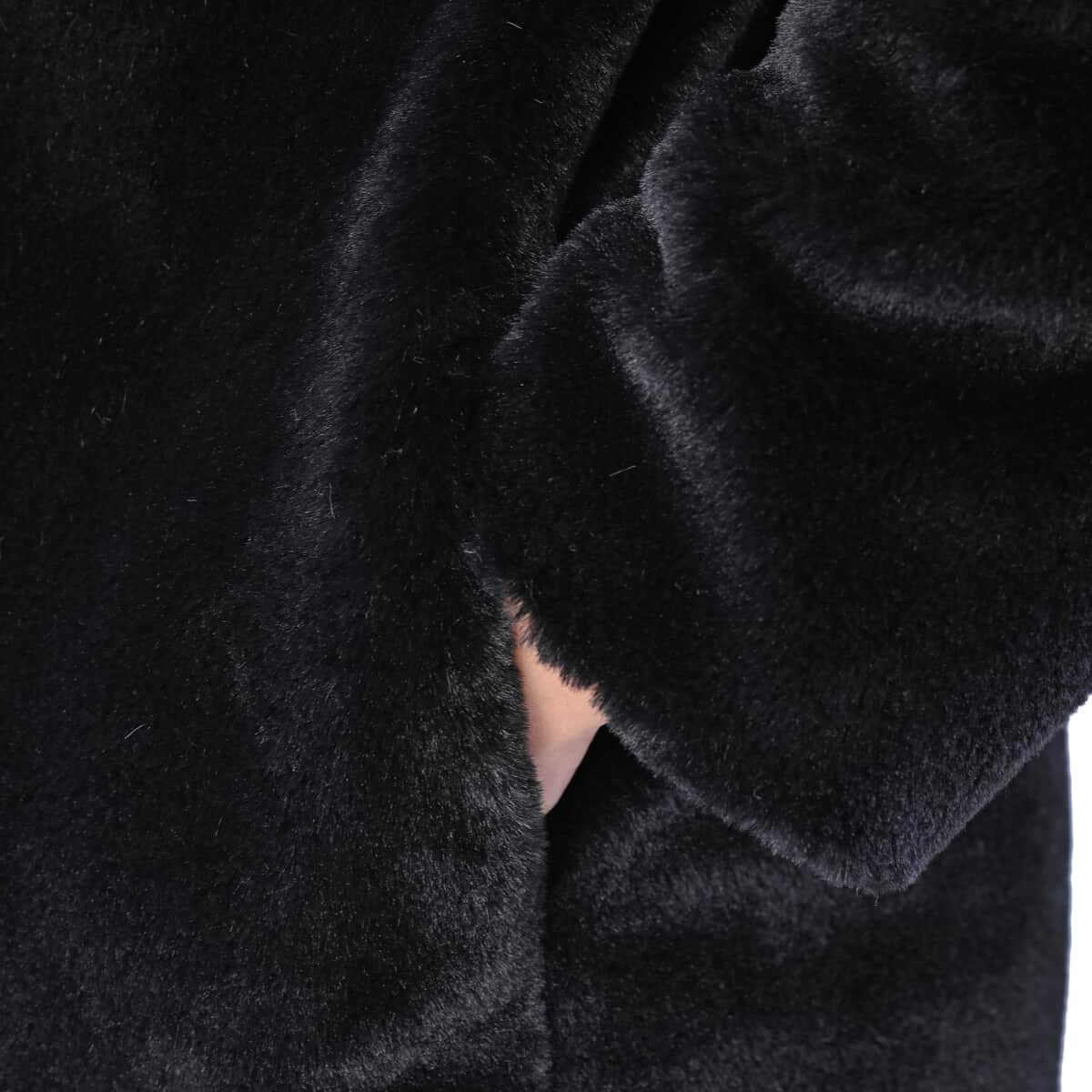 Passage Solid Black Faux Fur Oversized Coat For women - L image number 5