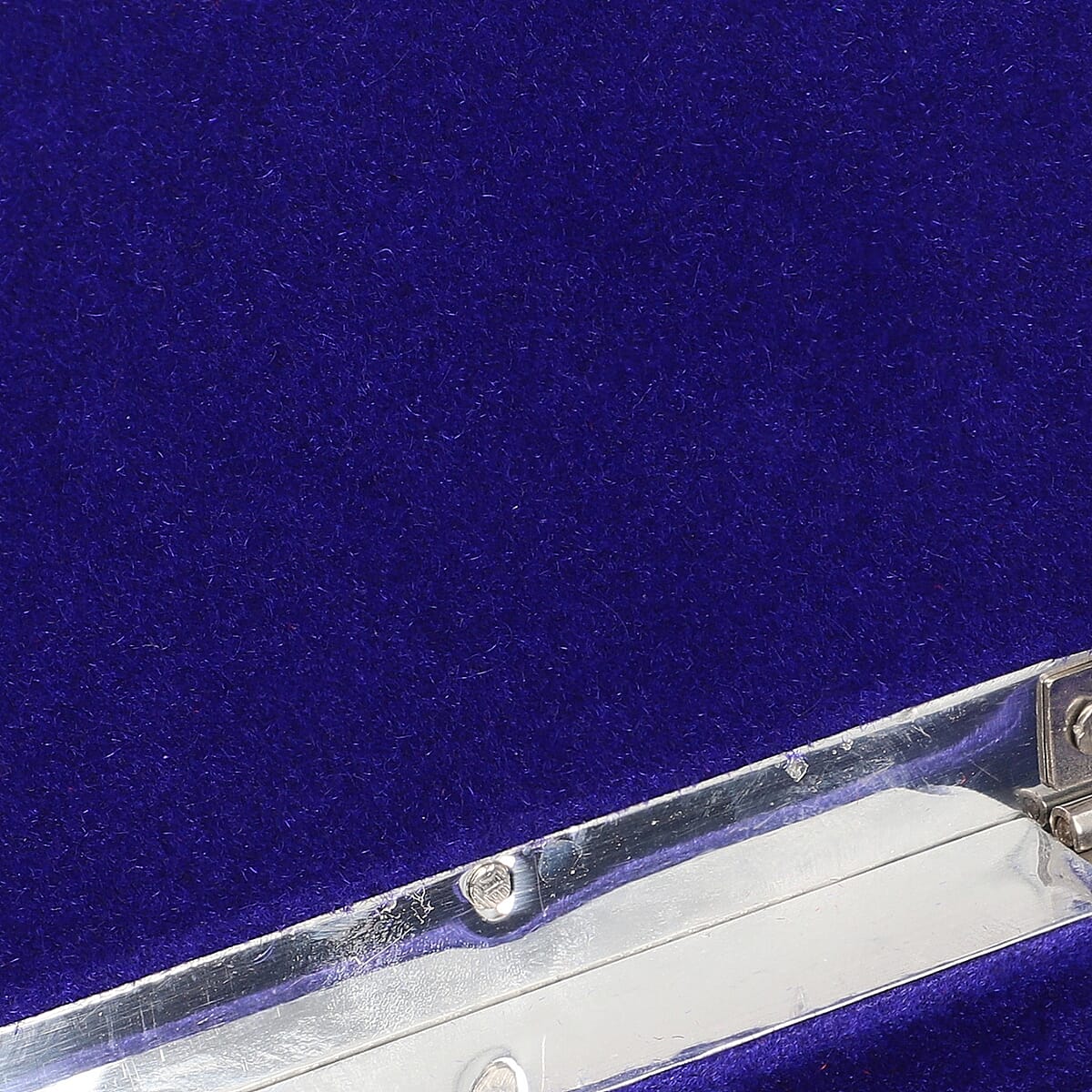 Set of 2 Aluminium Oxidized Horse Embossed Storage Box (7'x5') image number 4