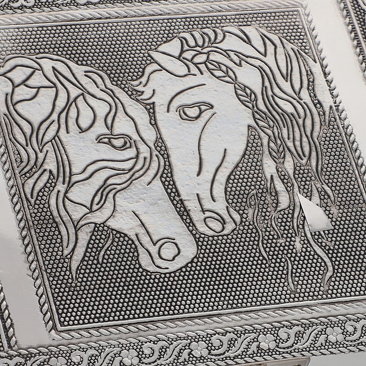 Set of 2 Aluminium Oxidized Horse Embossed Storage Box (7'x5') image number 5
