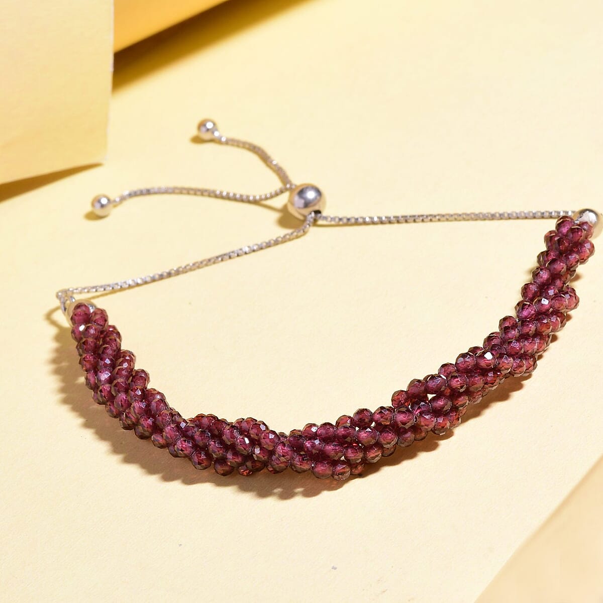 55.50 ctw Orissa Rhodolite Garnet Beads Bracelet in Sterling Silve (9.50 In) image number 1