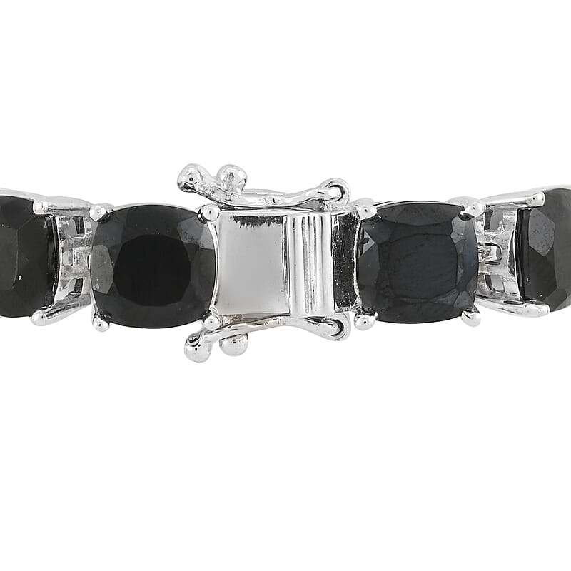 Thai Black Spinel Tennis Bracelet in Sterling Silver (8.00 In) 22.40 Grams 3.10 ctw