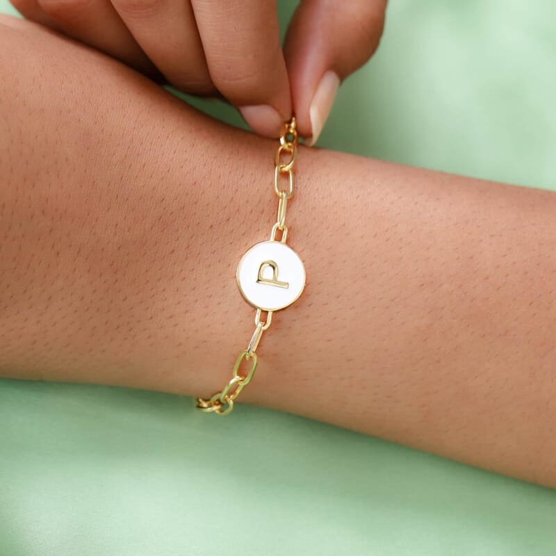 Initial P Paper Clip Bracelet, Vermeil Yellow Gold Over Sterling Silver Bracelet, Initial Bracelet, White Enamel Coin Bracelet (7.25 In) 6.10 Grams