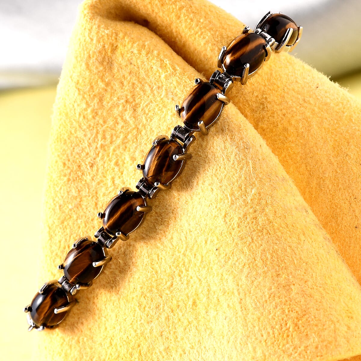Tiger's Eye Line Bolo Bracelet in Stainless Steel 9.50 ctw image number 1