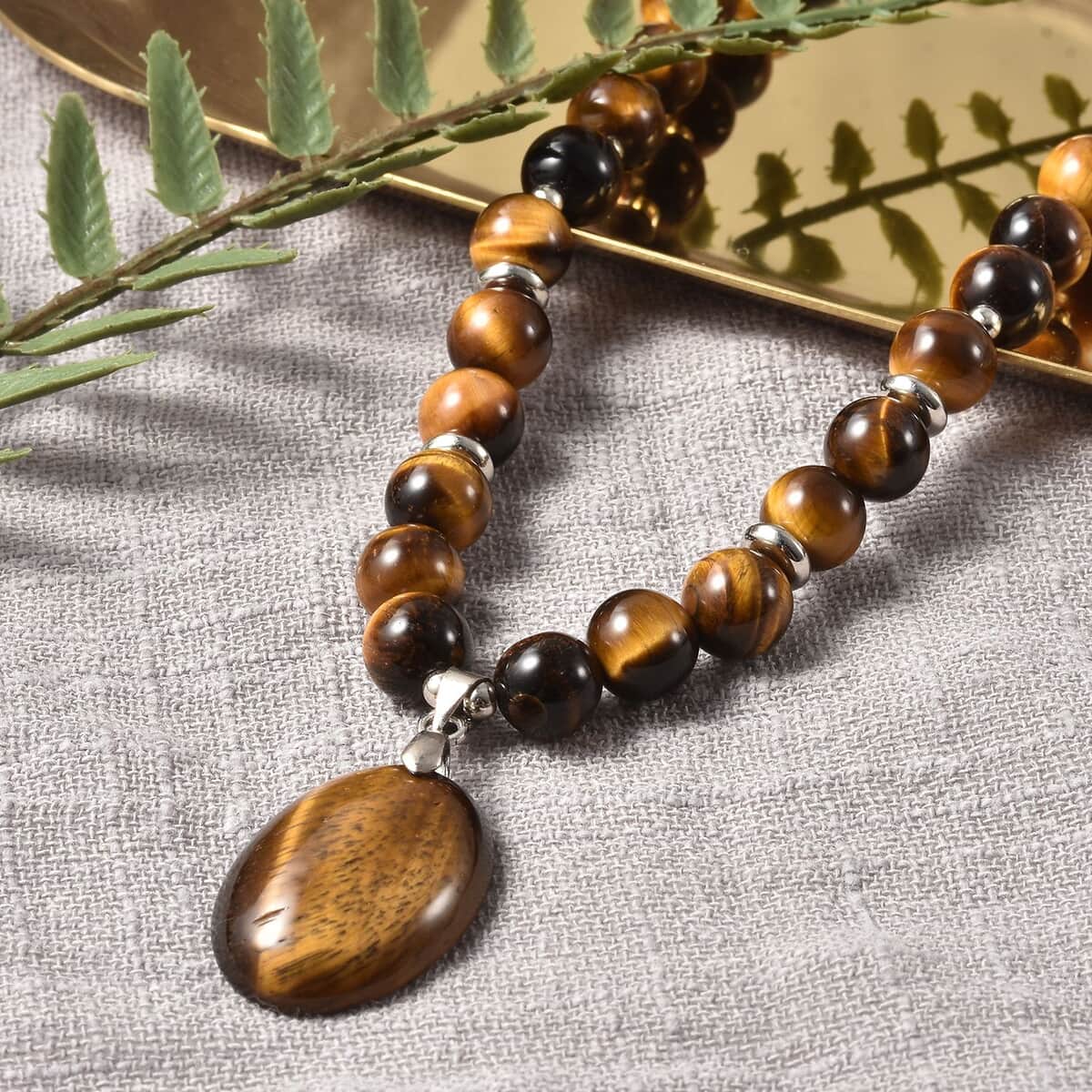 Yellow Tiger's Eye Beaded Necklace 18-20 Inches with Elongated Matching Pendant in Silvertone 180.00 ctw image number 1