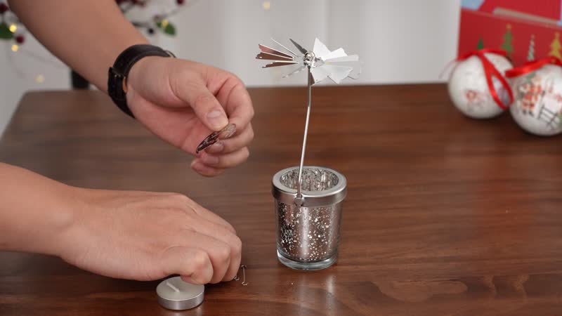 Moon-inspired Spinning Candle Holder with a Tea Light Candle - Silver (3.14"x3.14"x6.29")