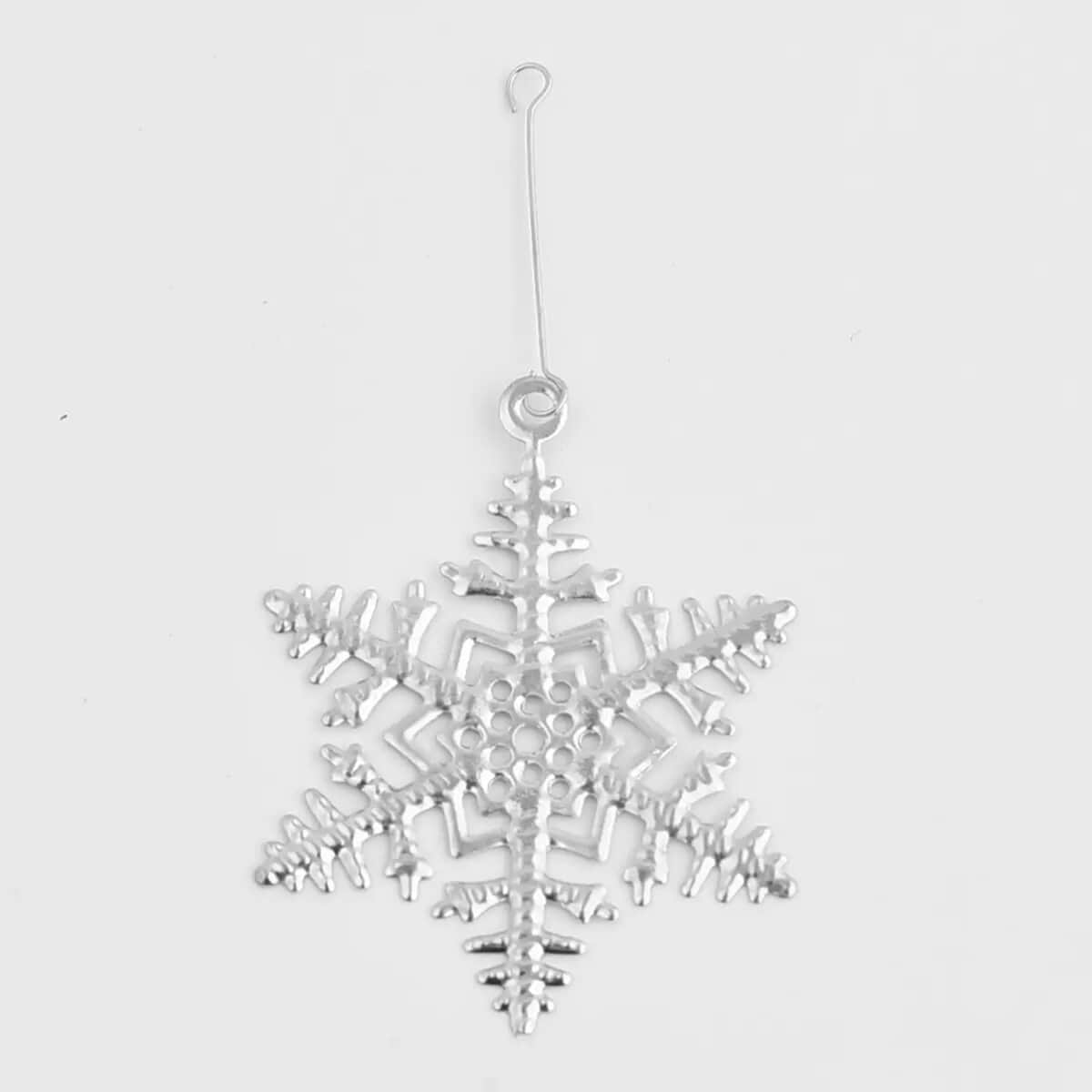 Snowflake Inspired Spinning Tealight Candle Holder with a Tea Light Candle, Rotating Tea Light Candle Holder With Snowflake Charms, Spinning Snowflake Chimes Candle Holder image number 6