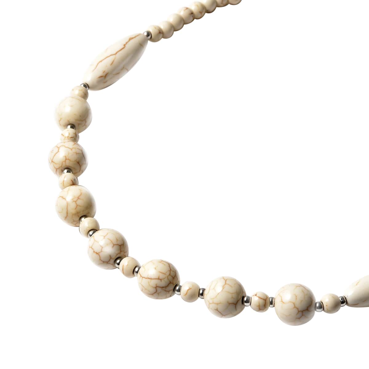 Freshened White Howlite and Resin Beaded Necklace 18-20 Inches in Stainless Steel 161.50 ctw image number 2