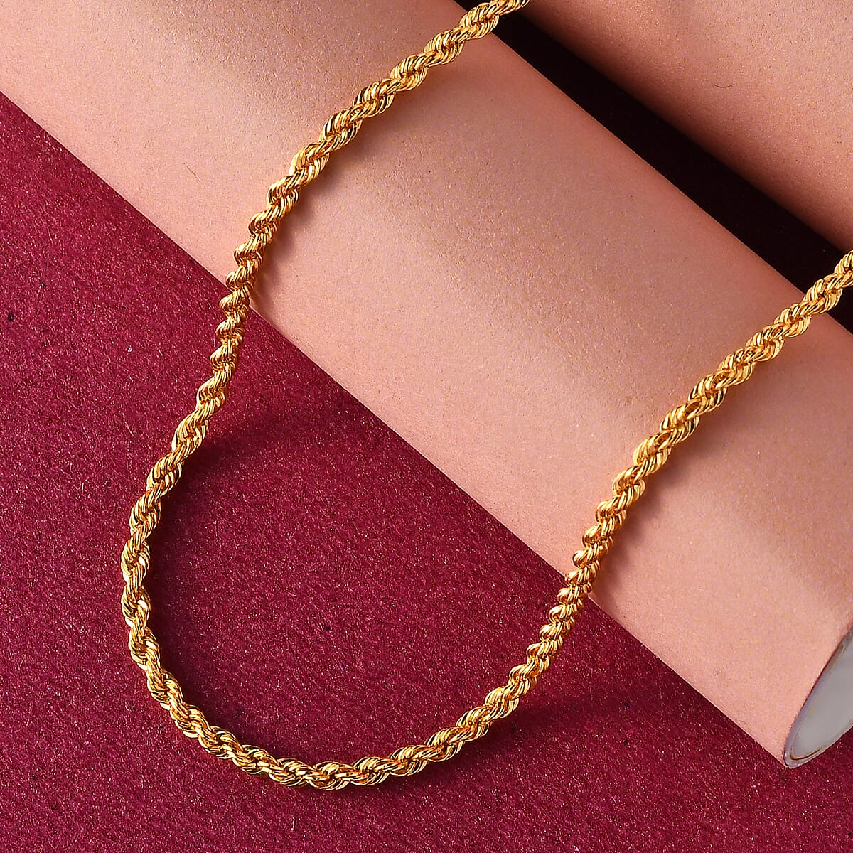 22K Yellow Gold 3.50mm Rope Chain Necklace 20 Inches 4.65 Grams image number 1