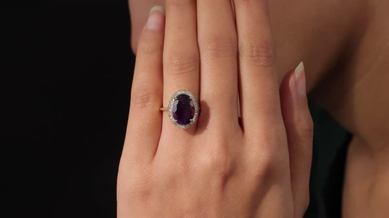 LUXORO 10K Yellow Gold AAA Moroccan Amethyst, Diamond (0.30 cts) Halo Ring (Size 10.0) (2.85 g) 6.15 ctw