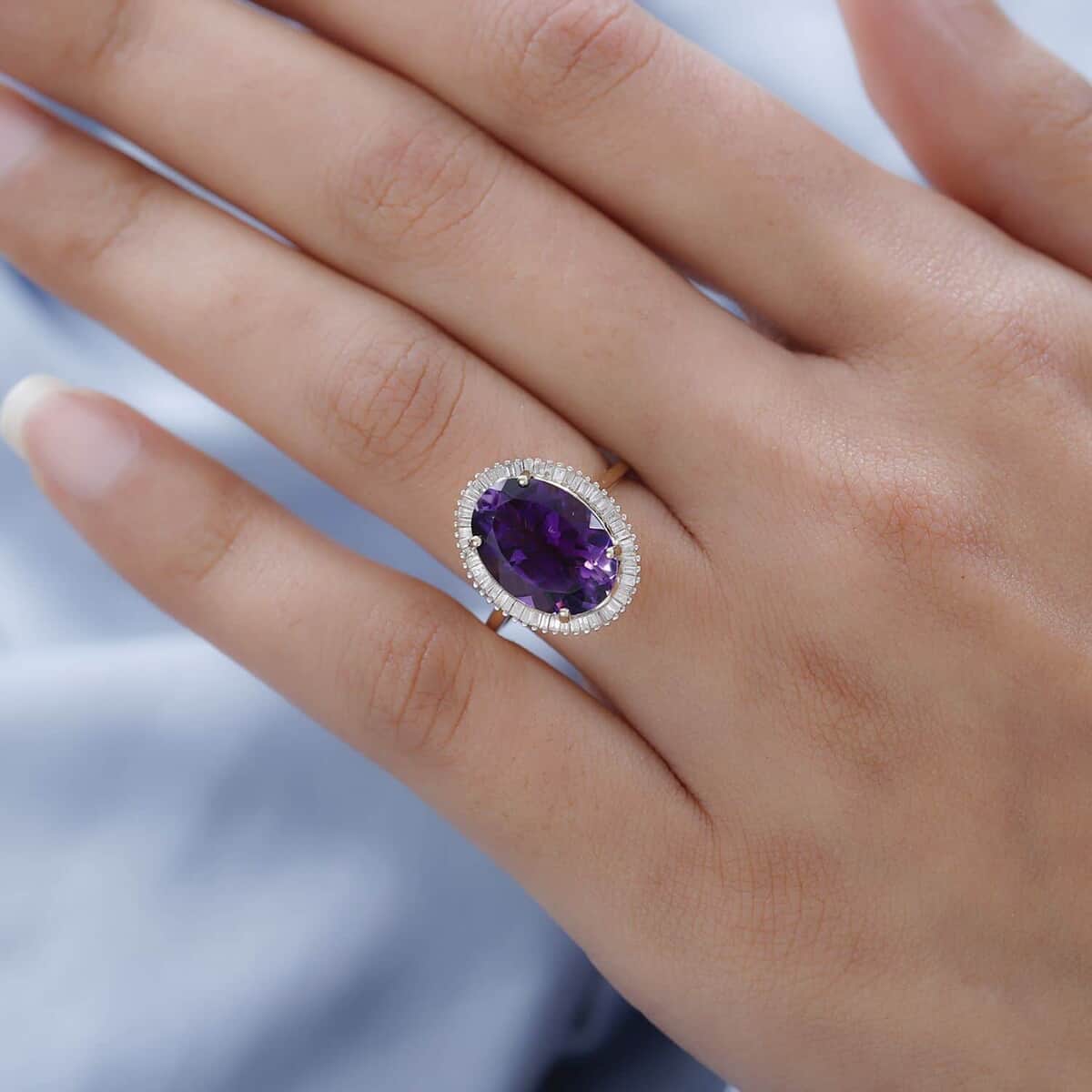 LUXORO 10K Yellow Gold AAA Moroccan Amethyst, Diamond (0.30 cts) Halo Ring (Size 10.0) (2.85 g) 6.15 ctw image number 2