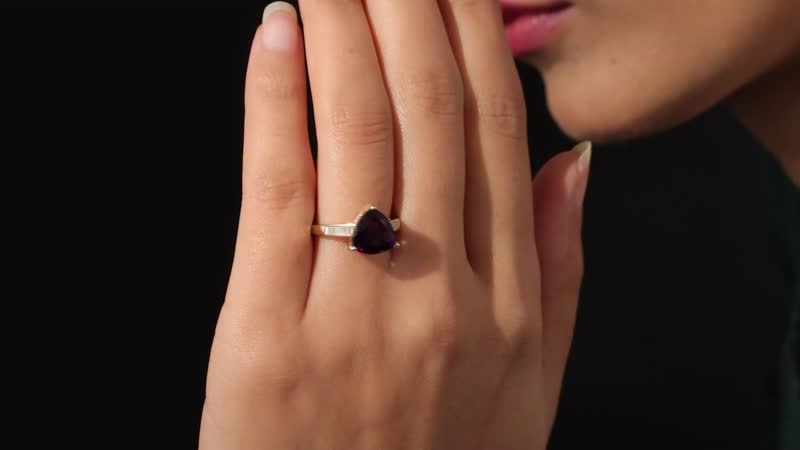 LUXORO 10K Yellow Gold AAA Moroccan Amethyst and Diamond Ring 2.30 Grams 3.50 ctw