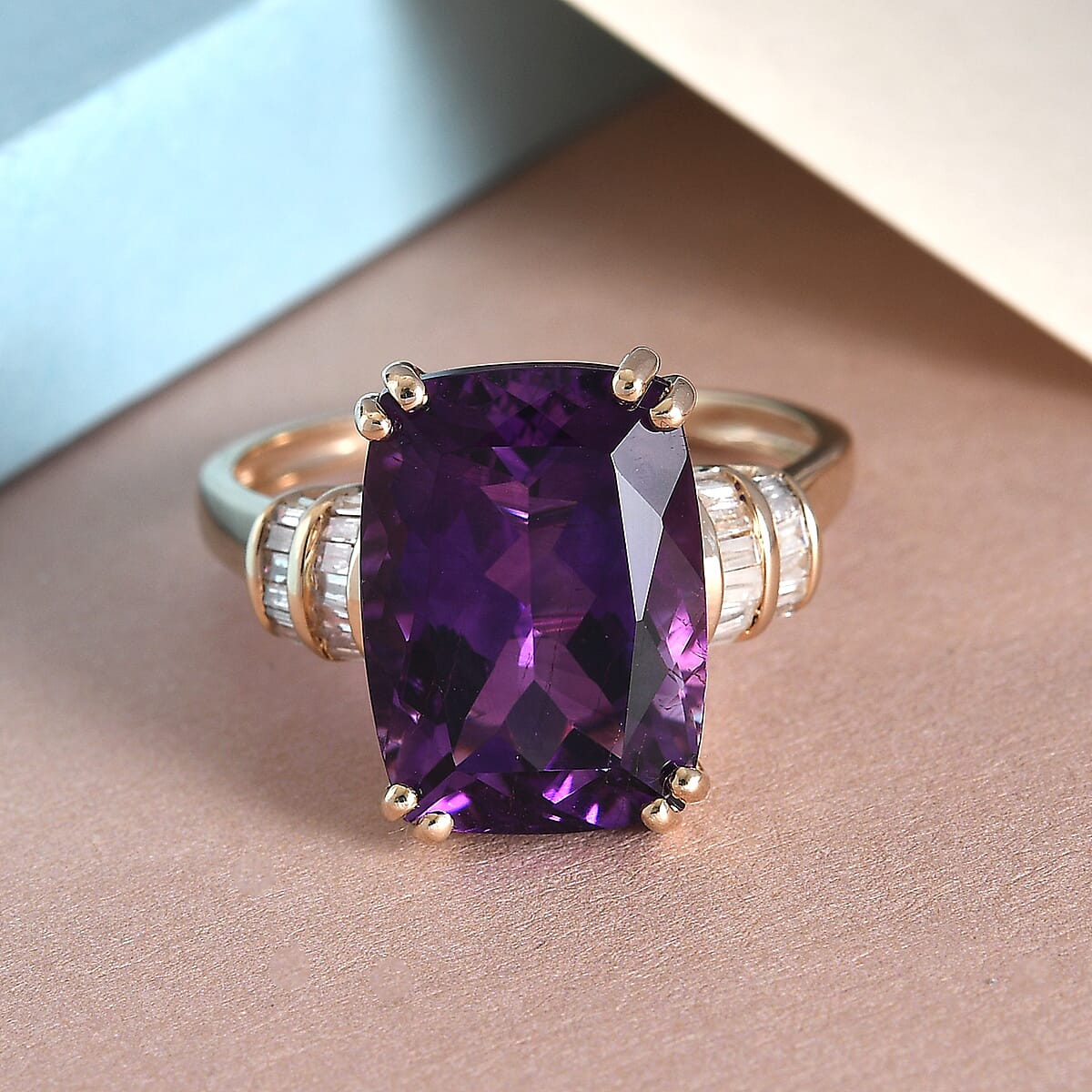 Luxoro 10K Yellow Gold AAA Moroccan Amethyst and Diamond Ring (Size 10.0) 3.35 Grams 7.00 ctw image number 1