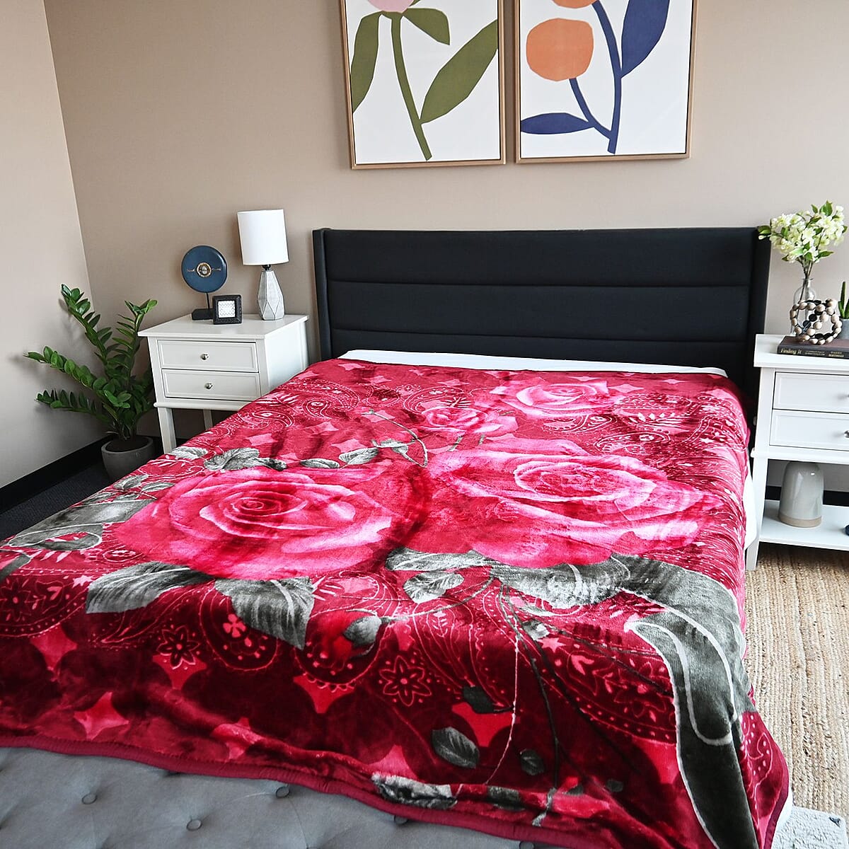Dahdoul Red Roses Microfiber Flannel Blanket -Queen image number 1