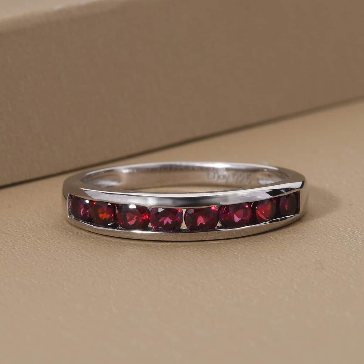 AMERICAN Arizona Anthill Garnet Half Eternity Band Ring in Vermeil Rose Gold Over Sterling Silver (Size 5.0) 0.75 ctw image number 1