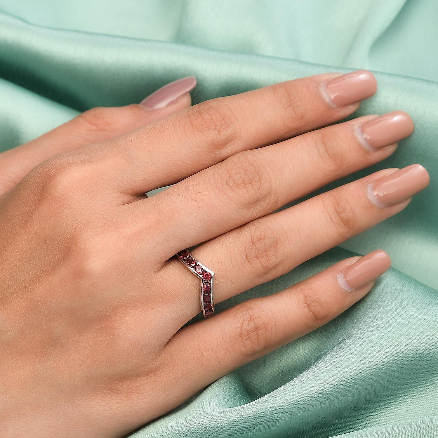 Orissa Rose Garnet Wishbone Ring in Platinum Over Sterling Silver (Size 10.0) 1.35 ctw