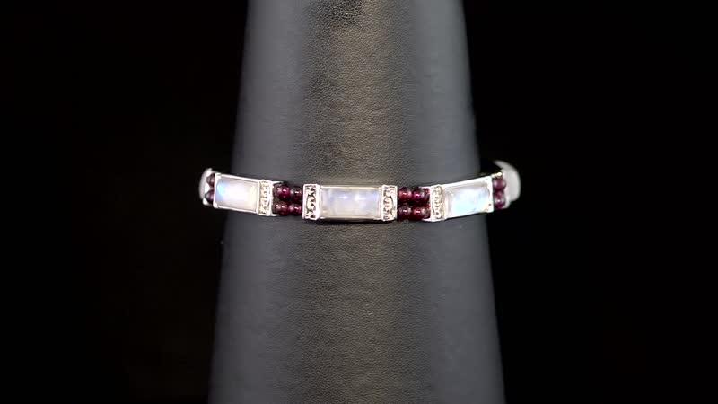 Kuisa Rainbow Moonstone, Orissa Rhodolite Garnet Bracelet in Platinum Over Sterling Silver (6.50 In) (18.35 g) 33.75 ctw