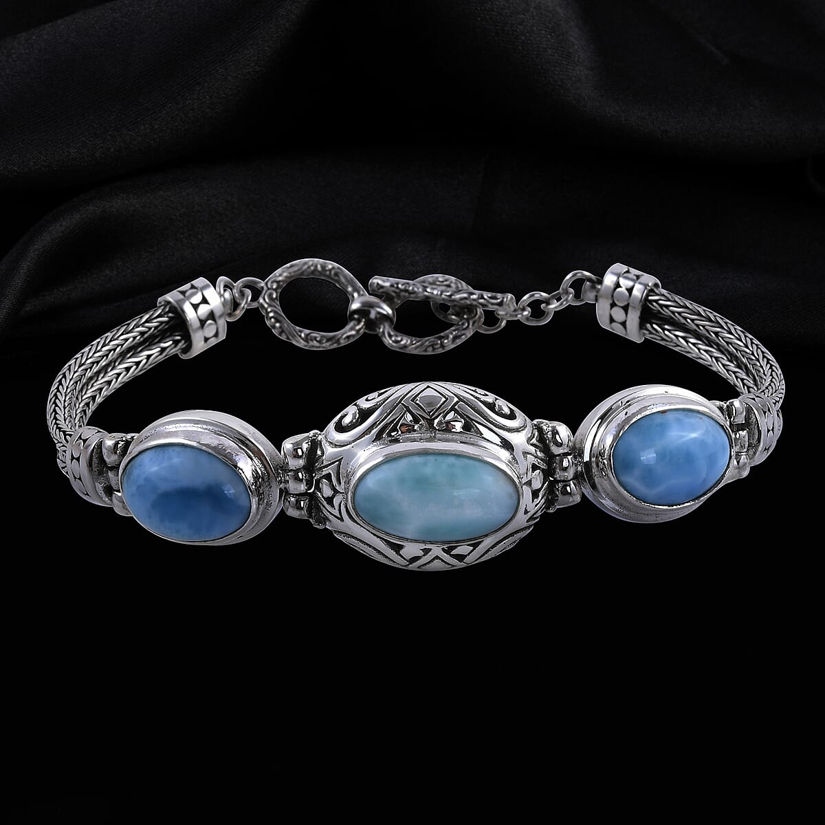 Bali Legacy Larimar 3 Stone Bracelet in Sterling Silver (7.50 In) 27.50 Grams 25.40 ctw image number 1