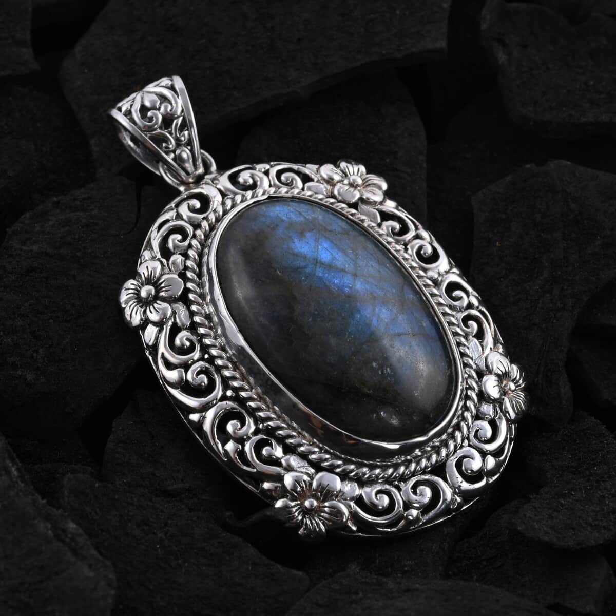 BALI LEGACY Malagasy Labradorite Solitaire Pendant in Sterling Silver 15.10 Grams 37.10 ctw image number 1