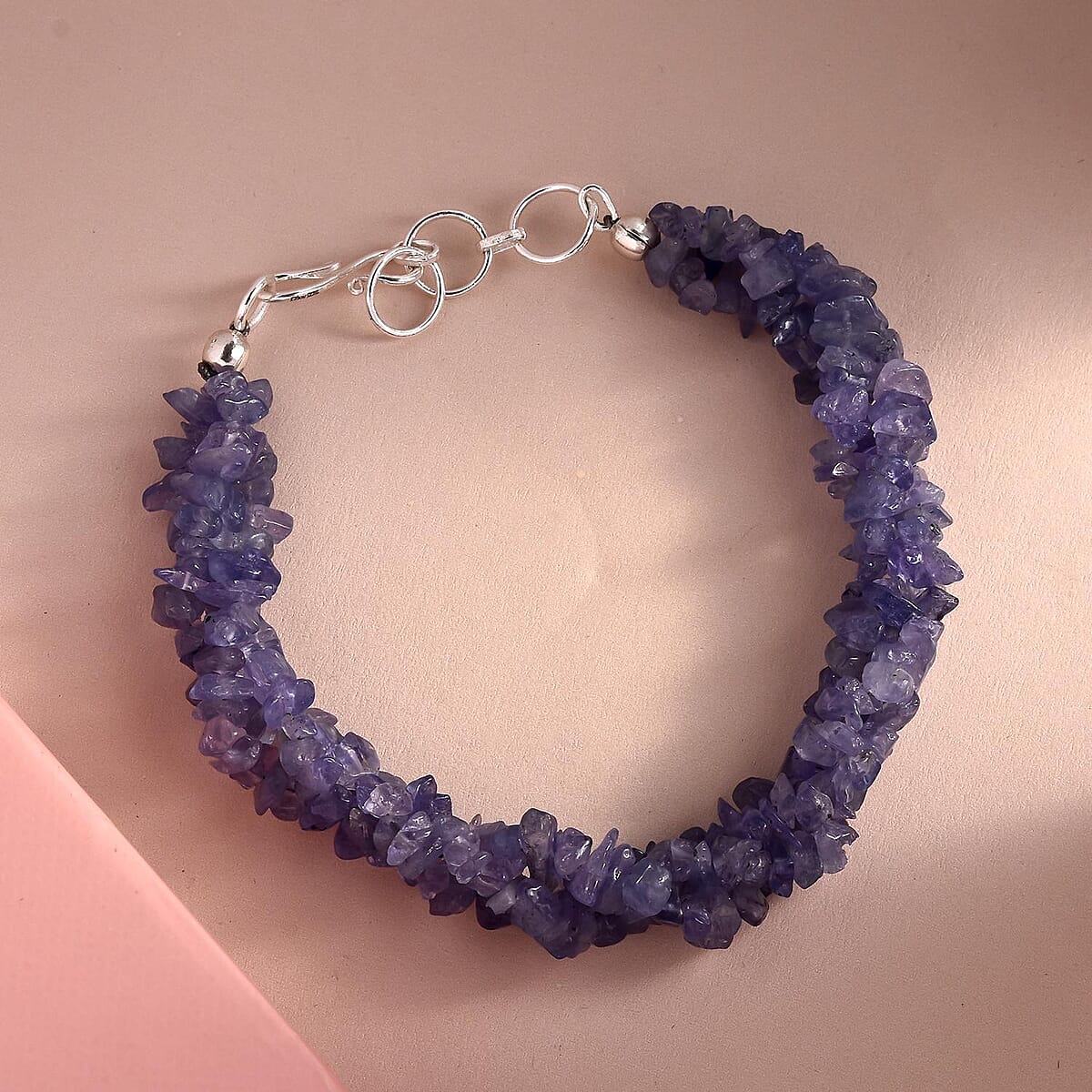 Tanzanite Chips Twisted Bracelet in Sterling Silver (7.25 In) 81.00 ctw image number 1