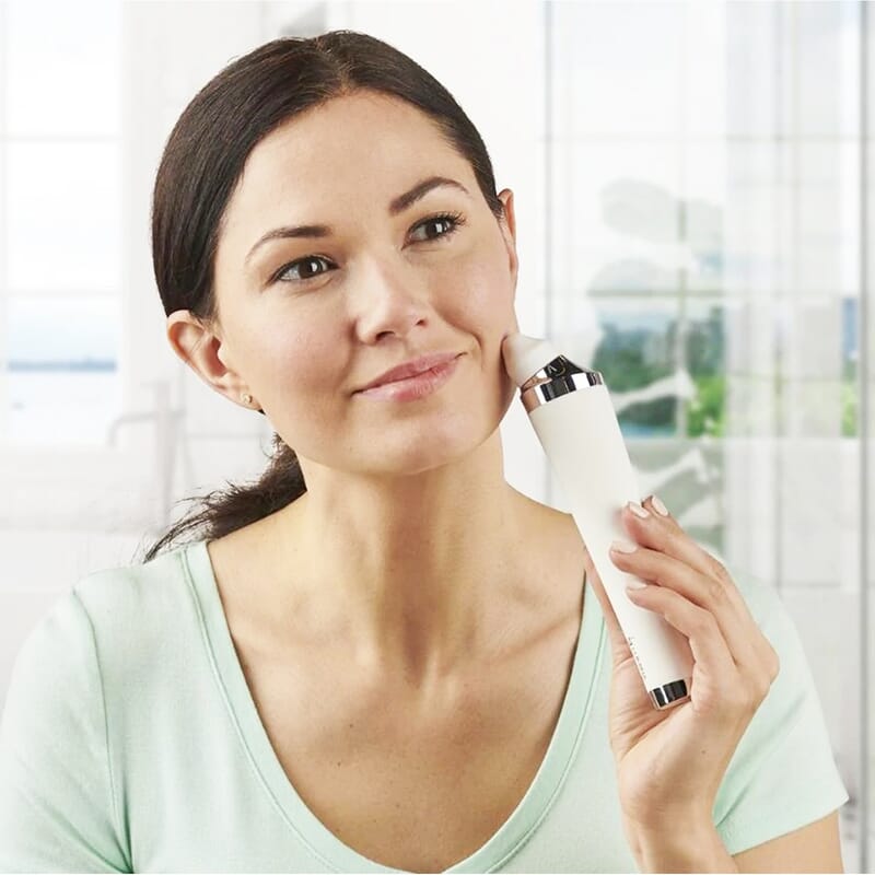 Lumina NRG Blackhead Remover with Camera