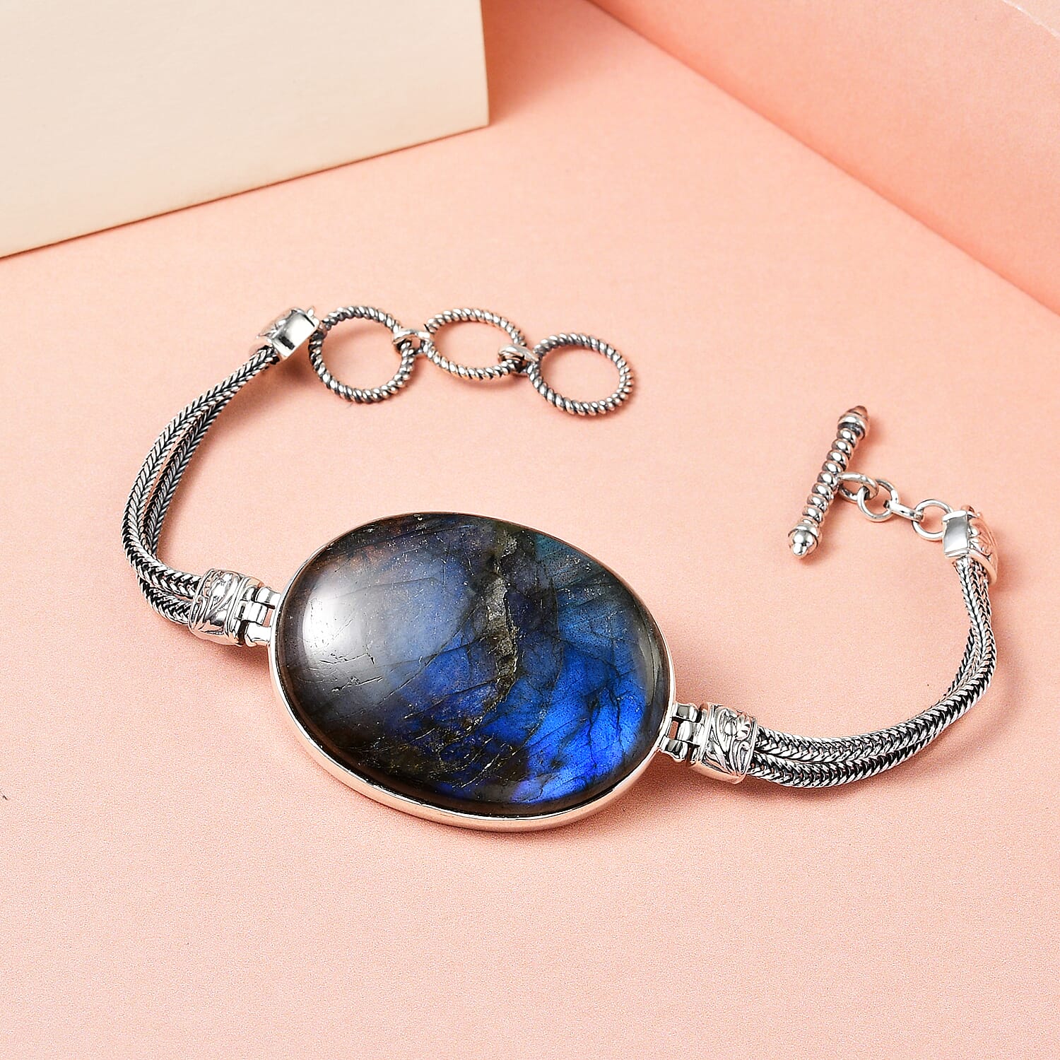 Default Title - Product card gallery slide 2 (10144732250395)