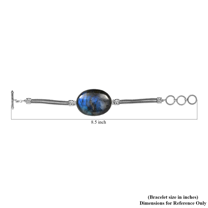 Ankur Treasure Chest Artisan Crafted Malagasy Labradorite Bracelet in Sterling Silver (7.25 In) 76.60 ctw