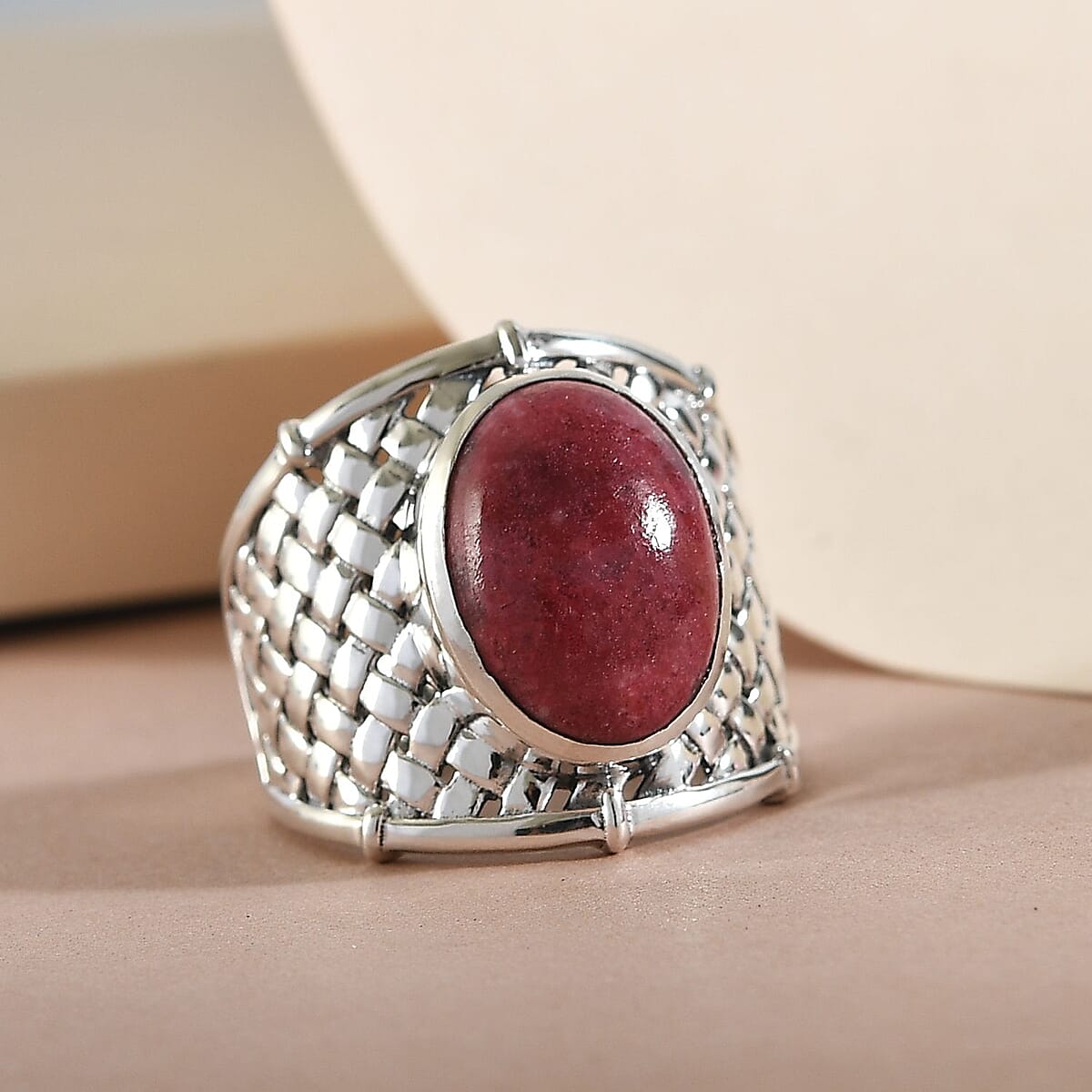 Norwegian Thulite Solitaire Ring in Sterling Silver (Size 10.0) 7.25 Grams 7.15 ctw image number 1