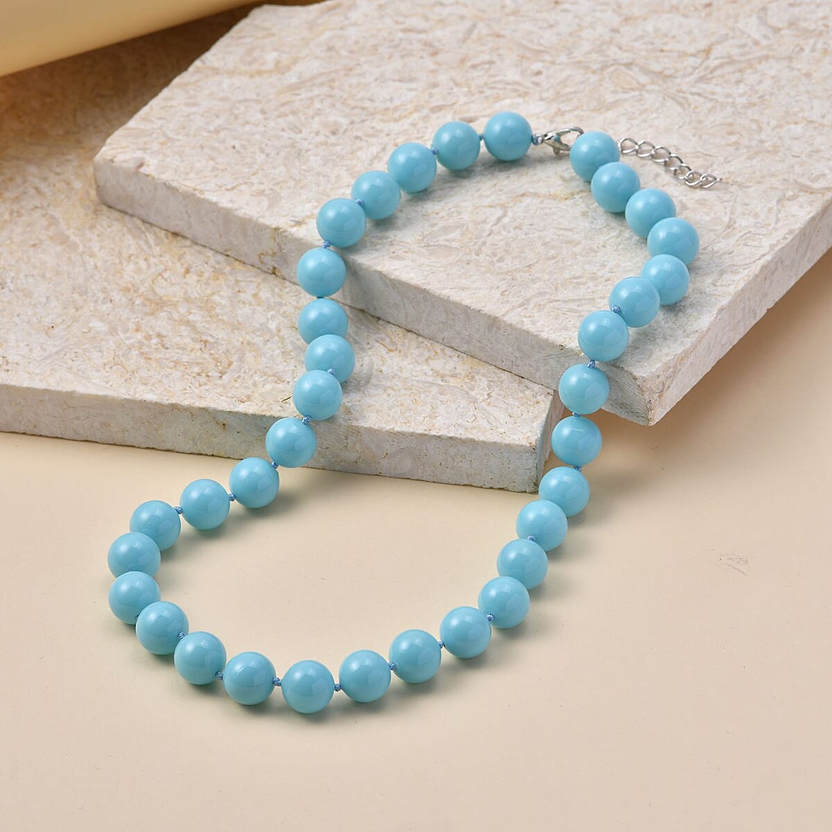 Sleeping Beauty Color Shell Pearl Necklace 18-20 Inches in Silvertone image number 1