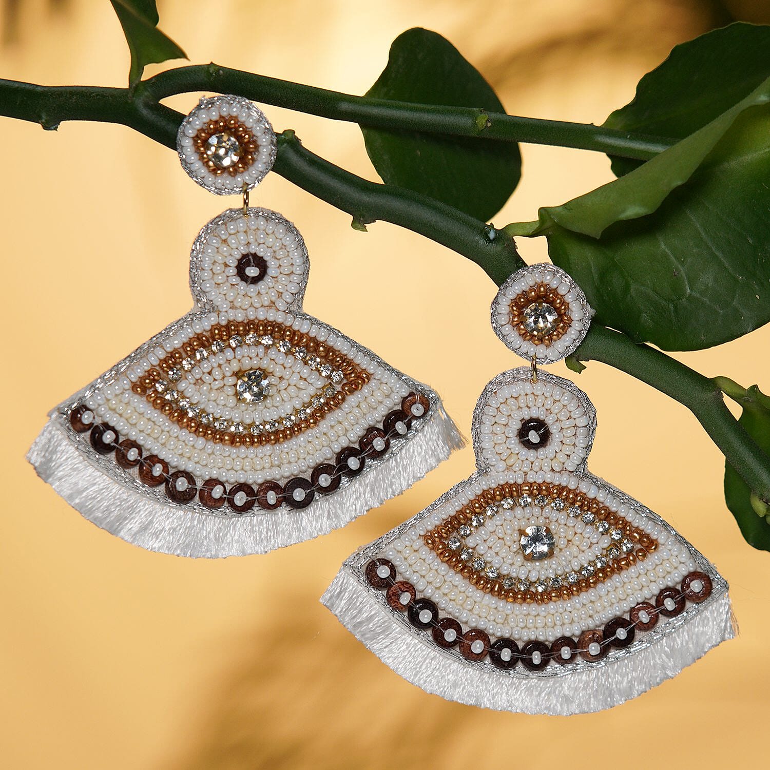 White - Product card gallery slide 2 (10144681427227)