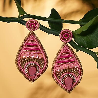 Handcrafted Peach Seed Beaded Fish Eye Theme Earrings in Goldtone